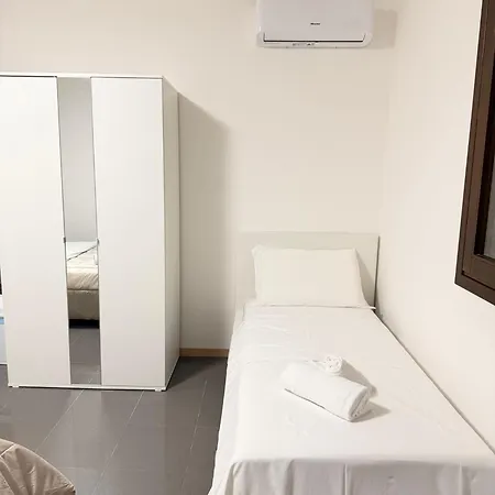 Tms Maison Pensión Mestre