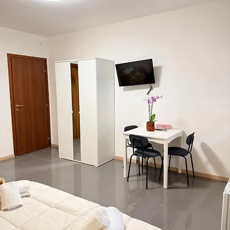 Pensión Tms Maison